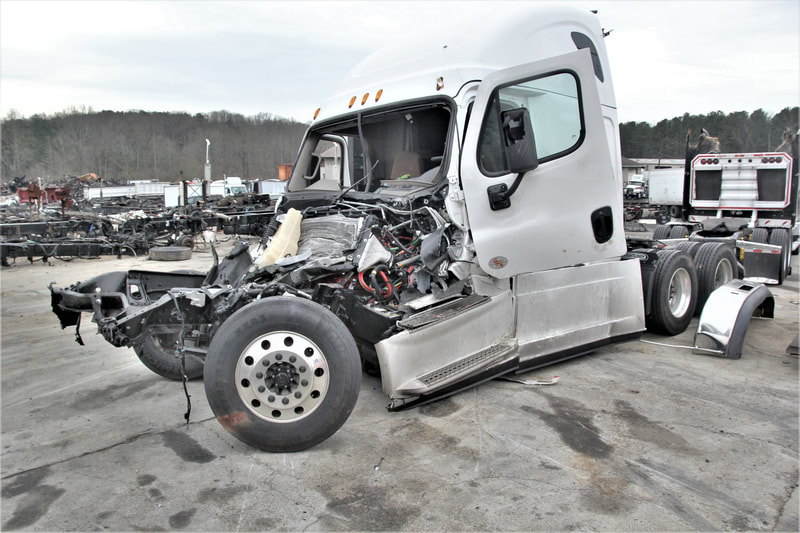 Commercial motor vehicle collision investigation